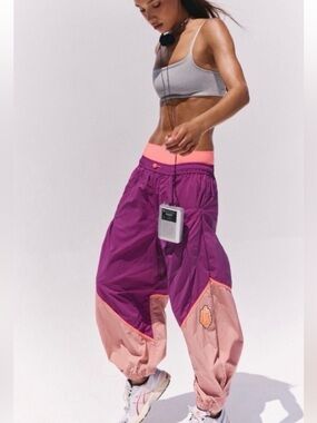FP Movement Free Flow Track Pants in Mulberry Mauve Combo Size SM $98 Retail NWT